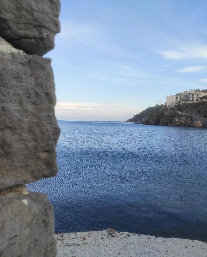 Da Federica Casa Vacanze Baia Porto Delle Genti Lipari  Exterior photo